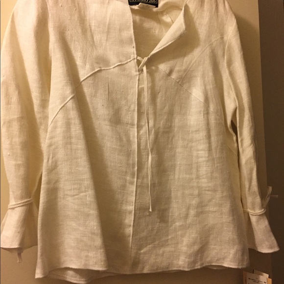 Cute white summer blouse - Picture 4 of 4